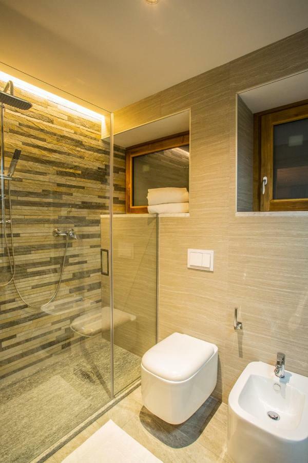 ברויל-קרוויניה Alpine Rooms Guesthouse מראה חיצוני תמונה